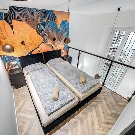 Loft 8 - Grand Stylish With Parking アパート *