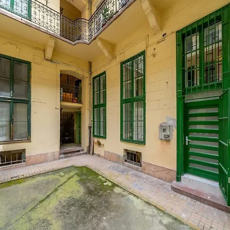 Apartment Loft 8 - Grand Stylish With Parking *