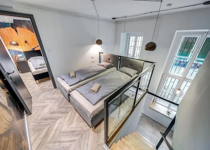 Loft 8 - Grand Stylish With Parking Lejlighed