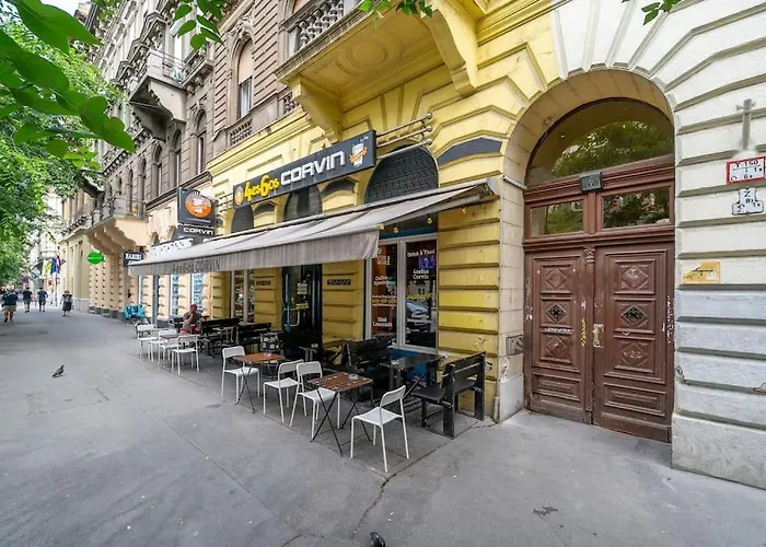 Loft 8 - Grand Stylish With Parking * Budapest