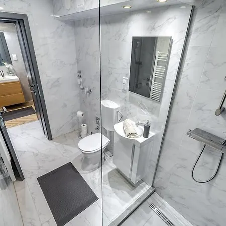Loft 8 - Grand Stylish With Parking Apartamento